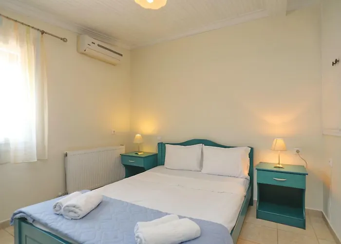 Antonios Skopelos Studios Apartments