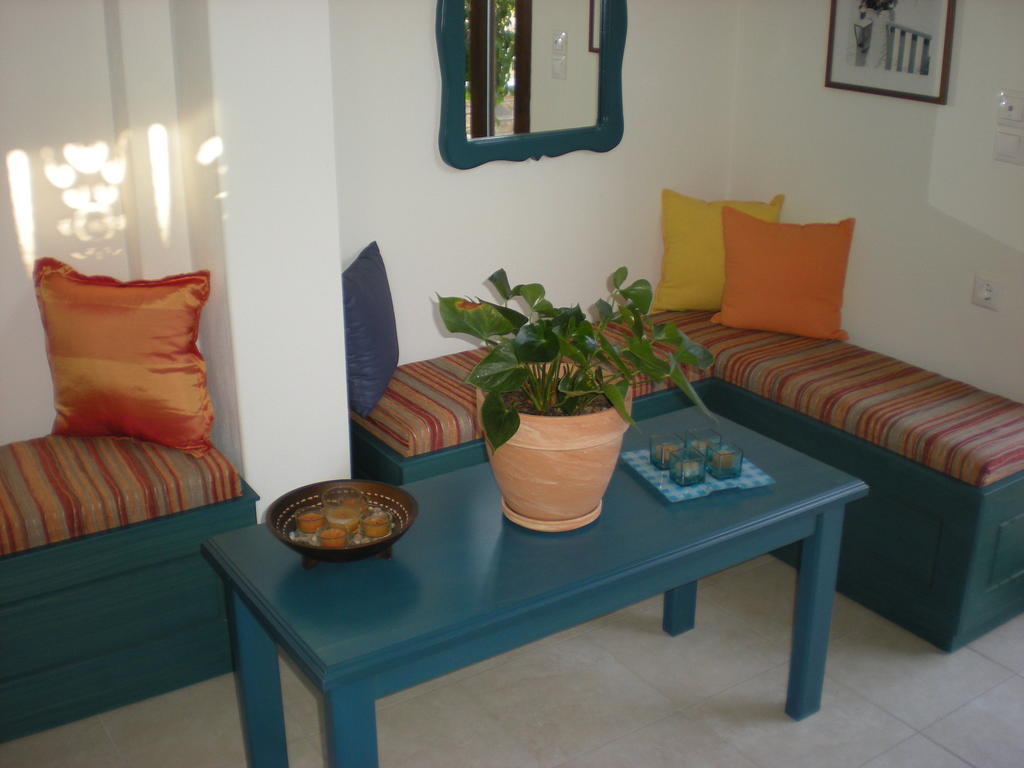 Antonios Skopelos Town