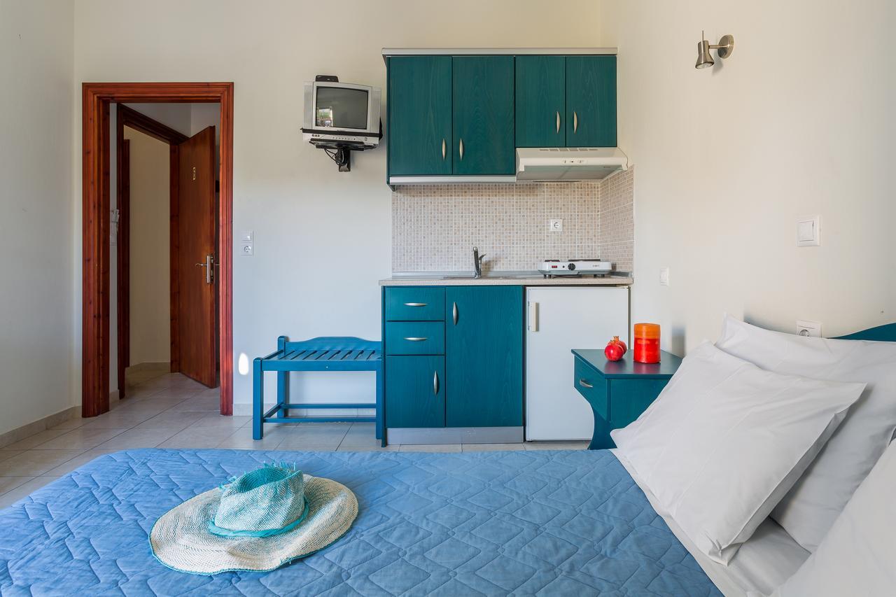 Antonios Skopelos Town